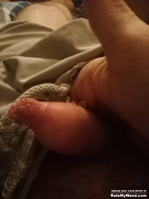 Any girls out there like a small penis? Like my little peepee? - Rate My Wand