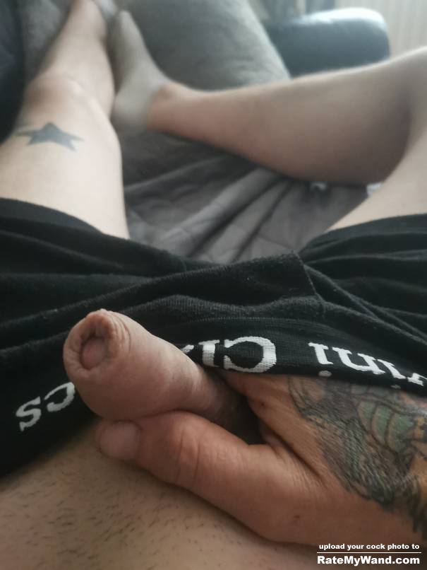 who wants to suck on my cock - Rate My Wand